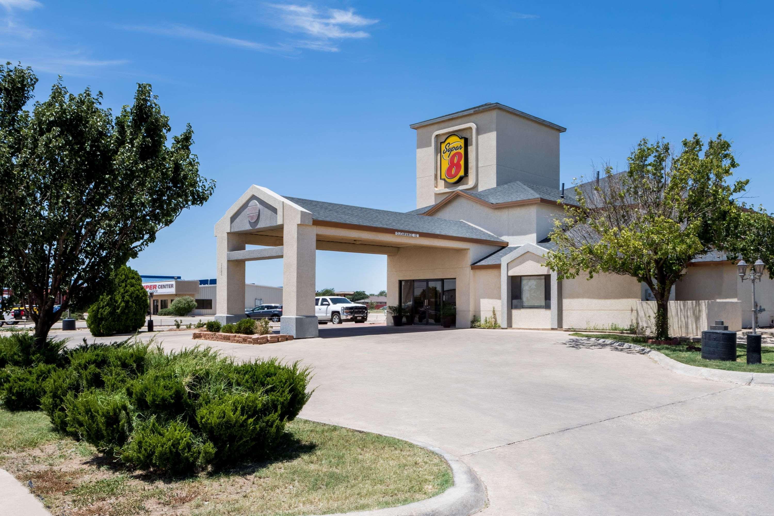 Motel Super 8 By Wyndham Midland Exterior foto